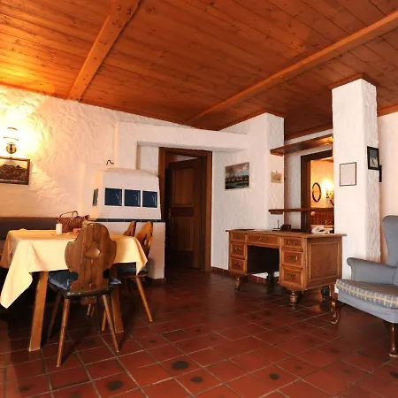 דירה Spacious Apartment In Ramsau Am Dachstein With Swimming Pool